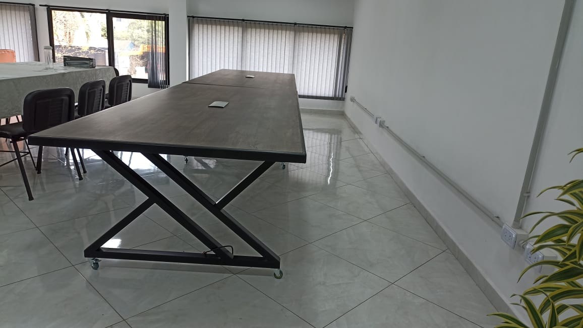 Mesa de diseño industrial